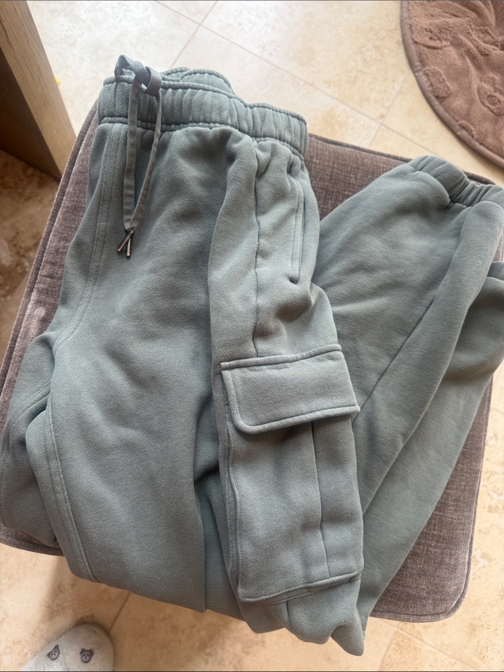lululemon athletica Women's Cargo Joggers in Sage Green